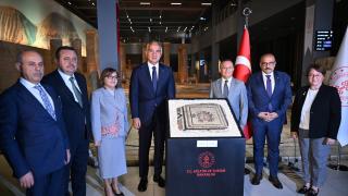 Çingene Kızı Mozaiği'nin 13. paneli Türkiye'ye getirildi