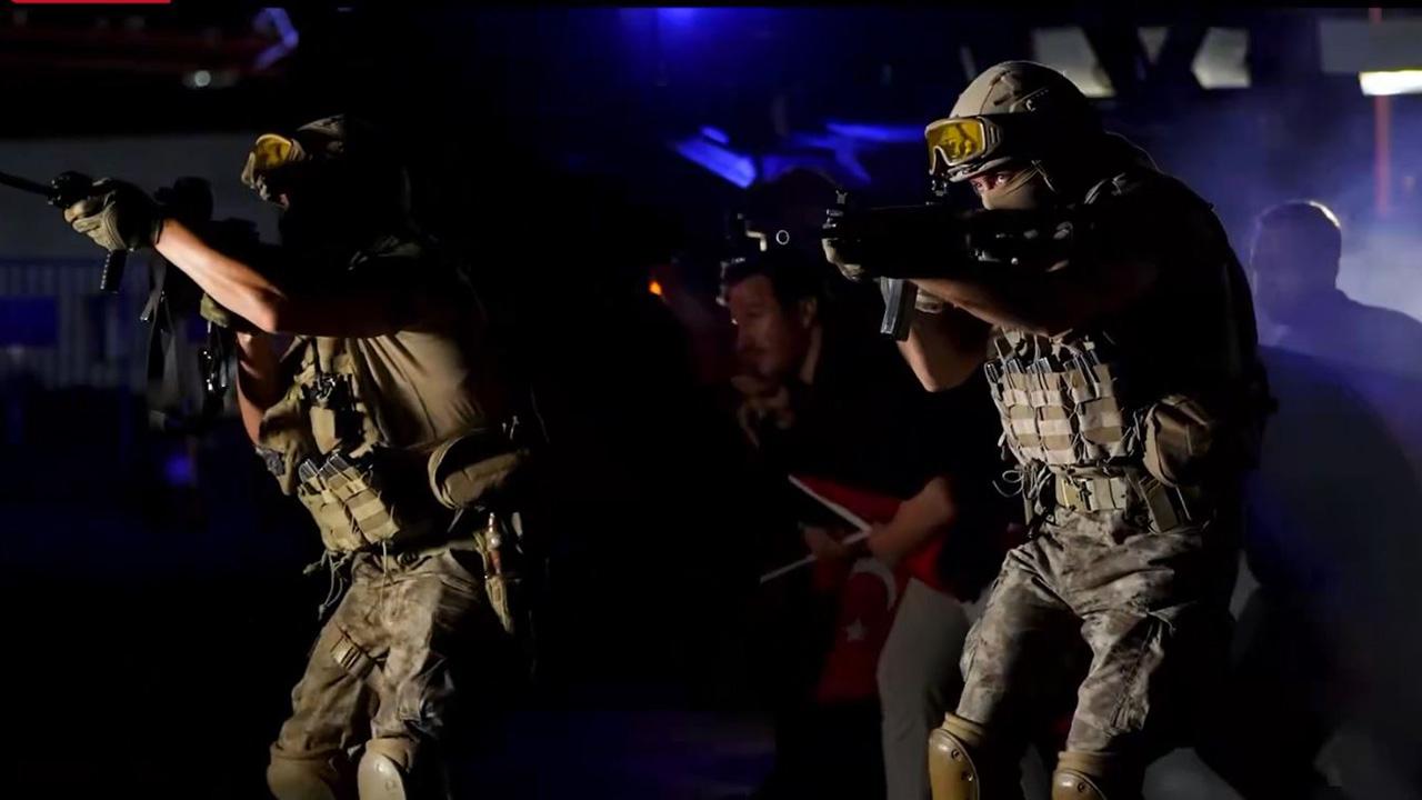 Emniyetten 15 Temmuz'un 10. yılına özel video