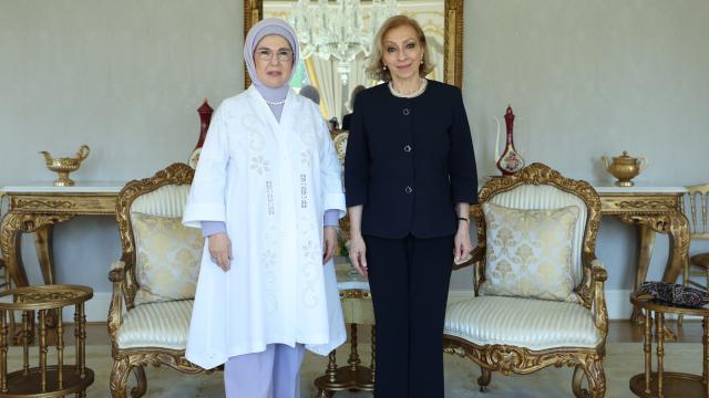 Emine Erdoğan Lübnan Başbakanı'nın eşi Sahar Selam ile görüştü haber görseli