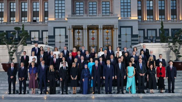 Emine Erdoğan: Zirvenin, diyalog ve uzlaşı kültürünü daha da ileri taşımasını diliyorum haber görseli