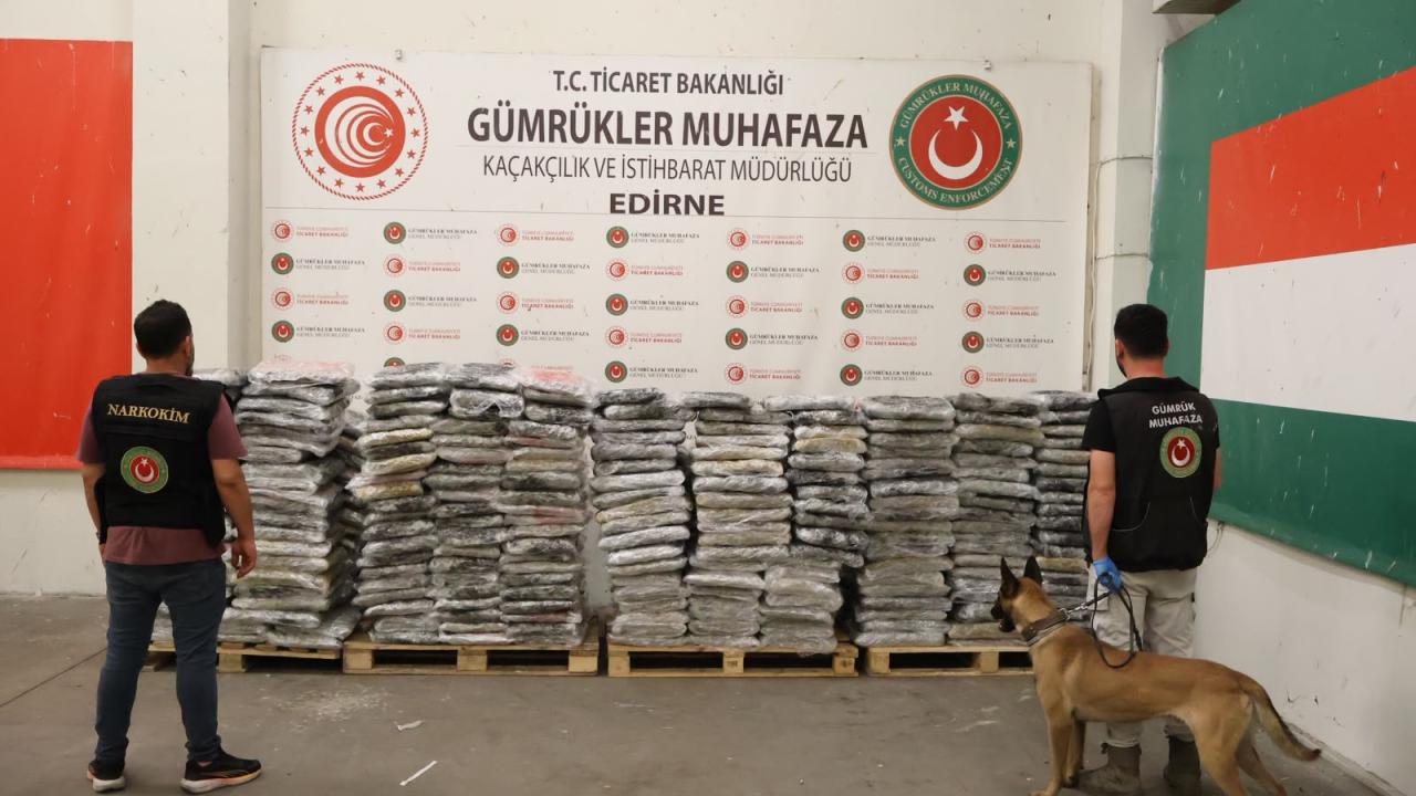 Kapıkule’de 1,2 ton uyuşturucu ele geçirildi