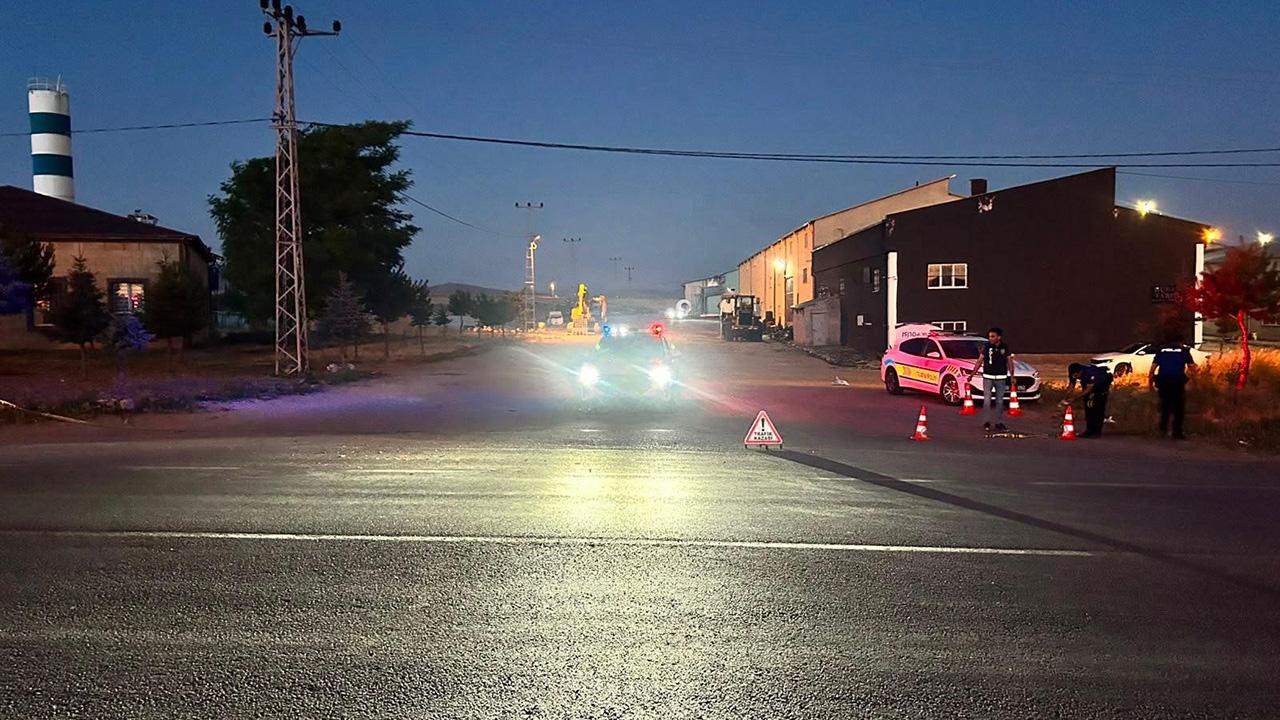 Kaza sonrası kaçmaya çalışırken dehşet saçtı: 1 ölü, 2 yaralı