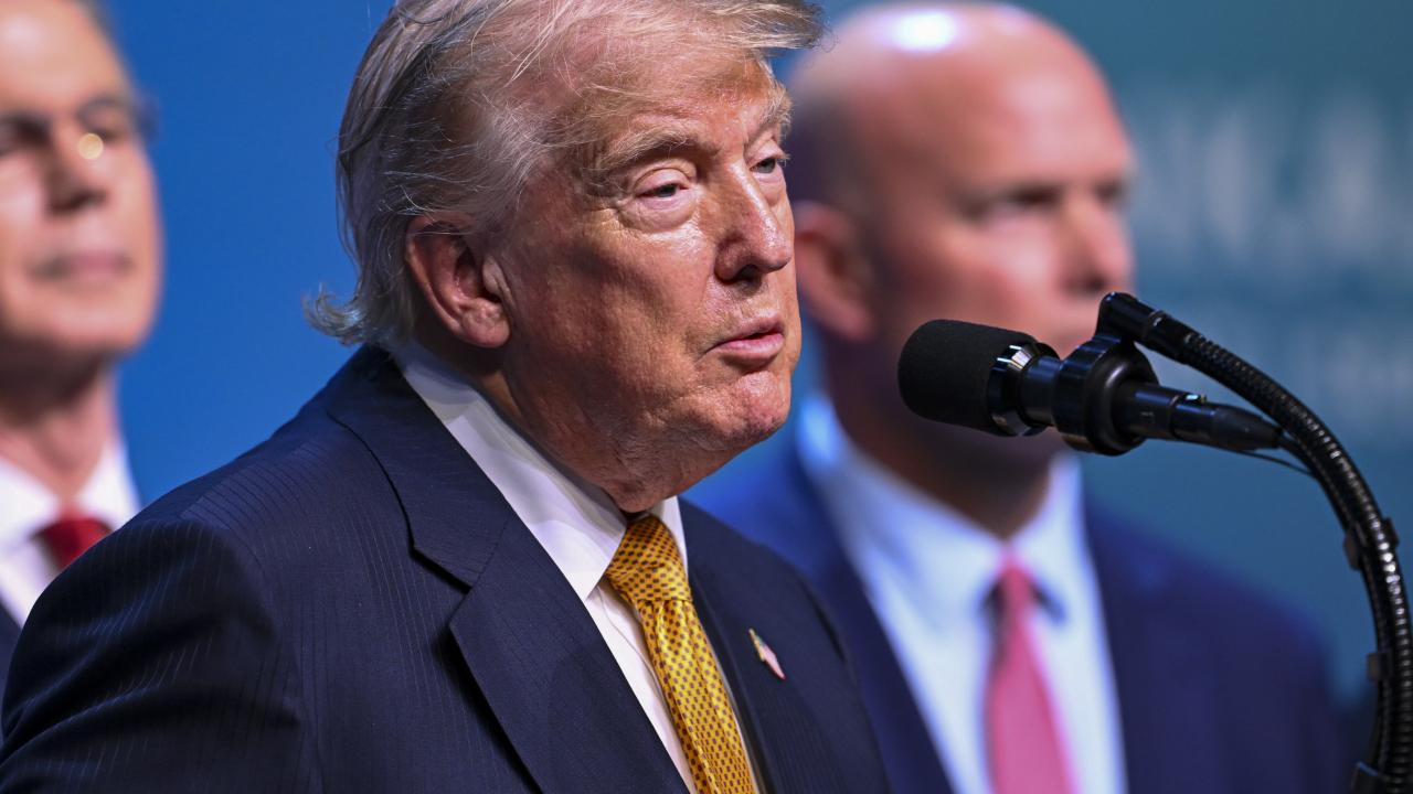 trump-aa-2474899.jpg