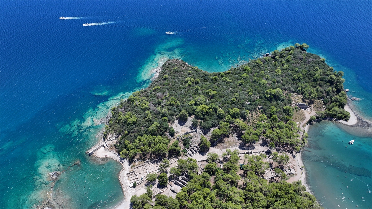 "Phaselis`i özellikle yerli turistlerin gelip görmesi gerekiyor"