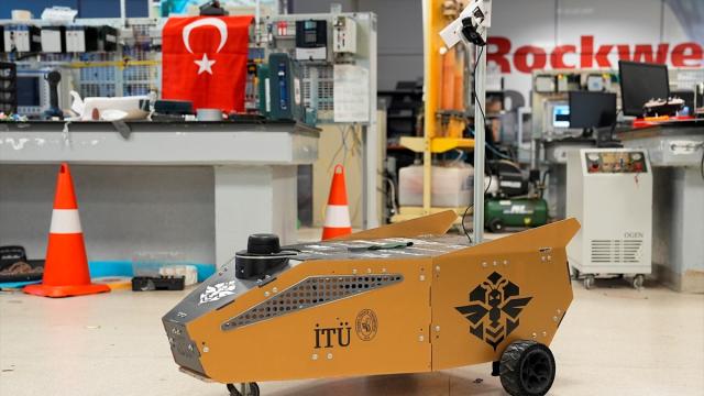 İTÜ'nün otonom kara aracı "Ayaz" ABD'deki yarışmada dünya ikinciliği elde etti