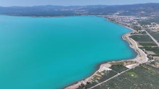İznik Gölü turkuaza büründü