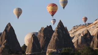 Kapadokya'da yılın ilk yarısında 250 bini aşkın turist balon turuna katıldı