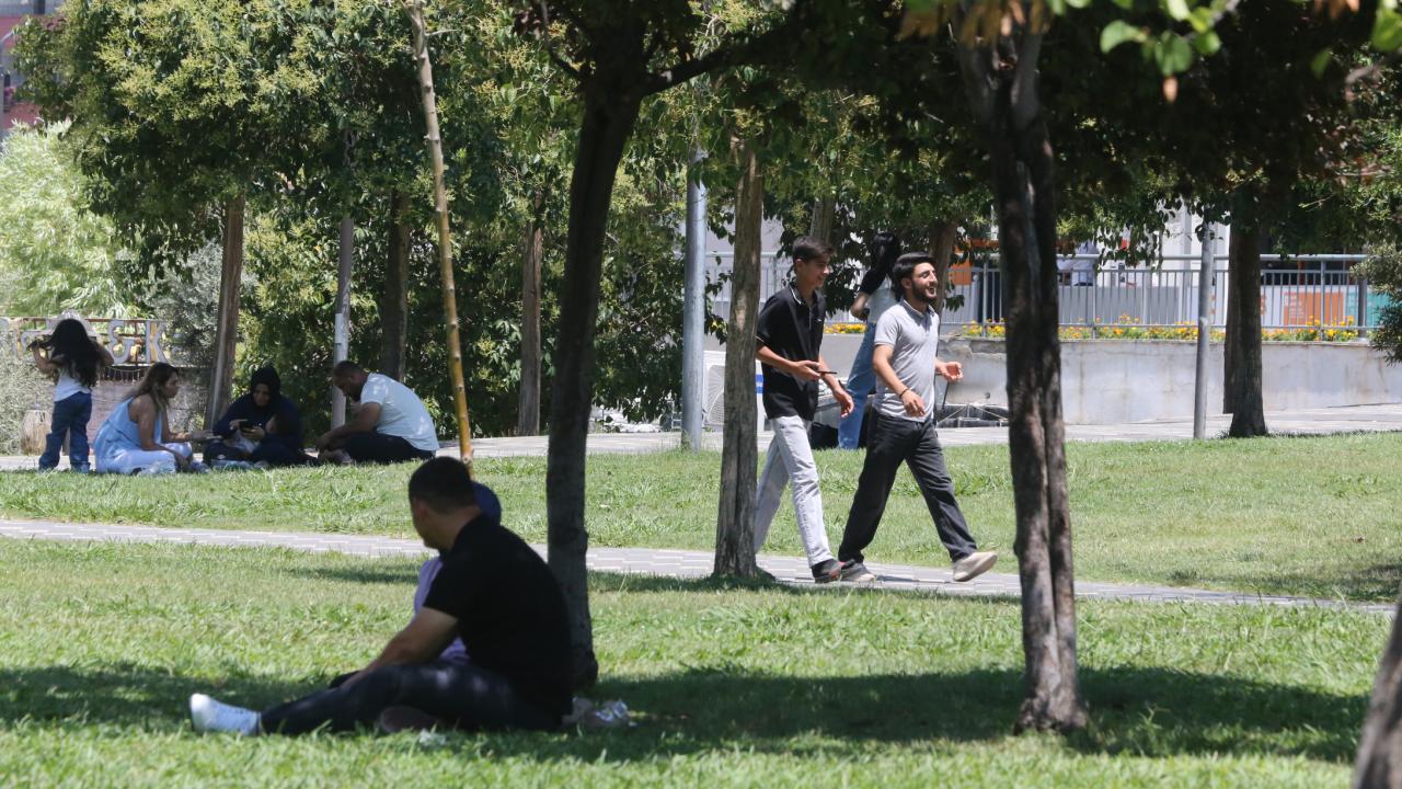 Güneydoğu’da termometreler 45 dereceyi gösterdi