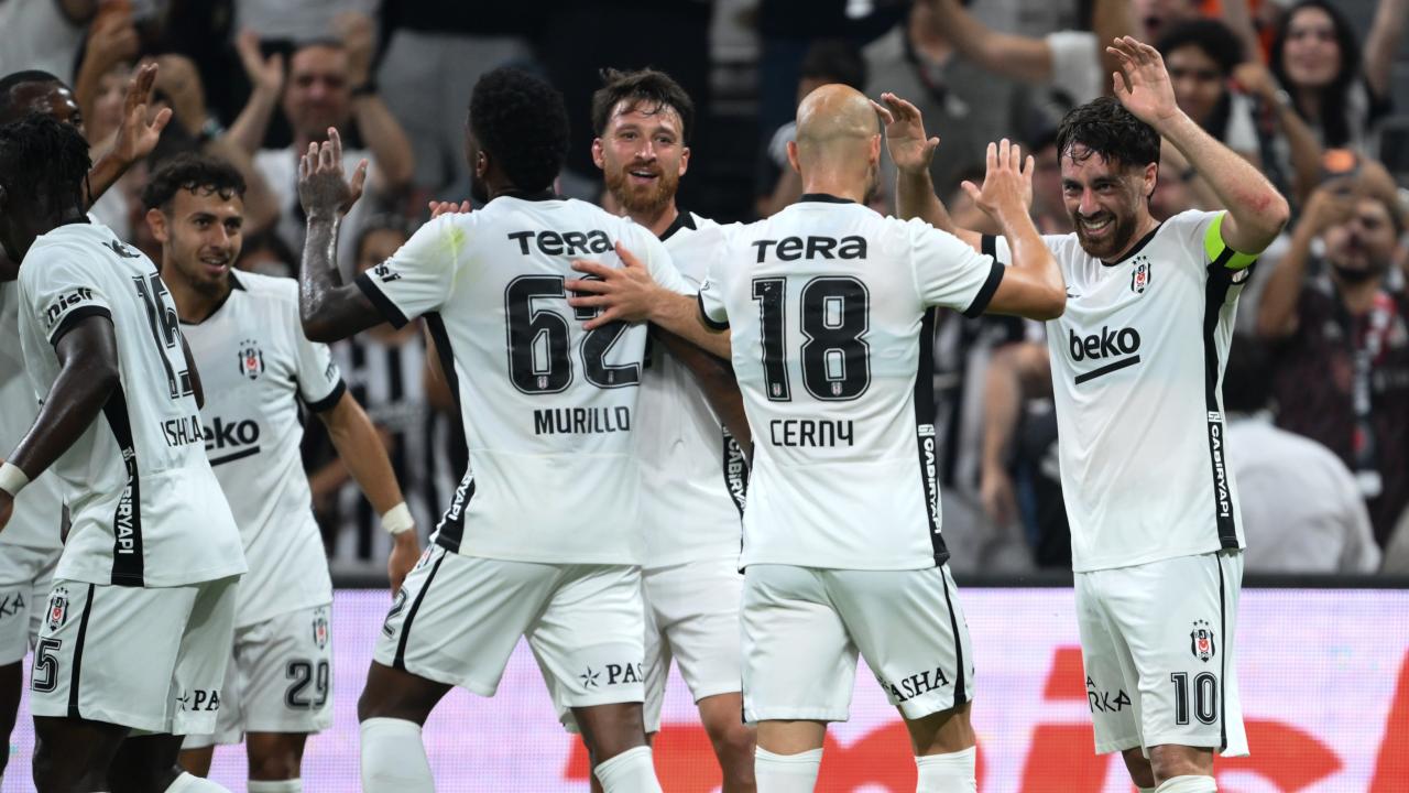 Beşiktaş, Avrupa Ligi’nde tek golle tur avantajını kaptı