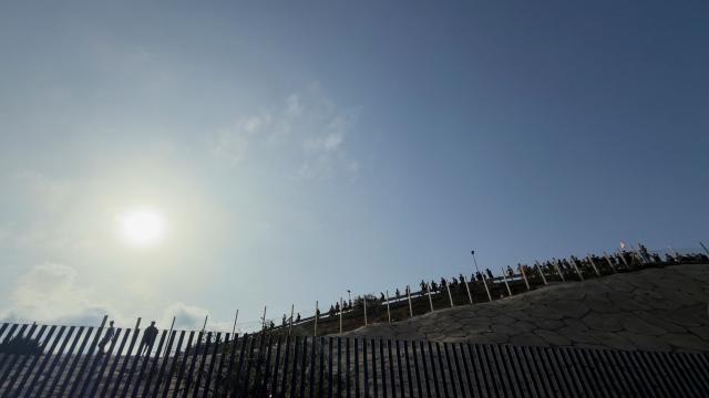 AB'den Ceuta'daki düzensiz göç girişimine karşı İspanya'ya destek mesajı haber görseli