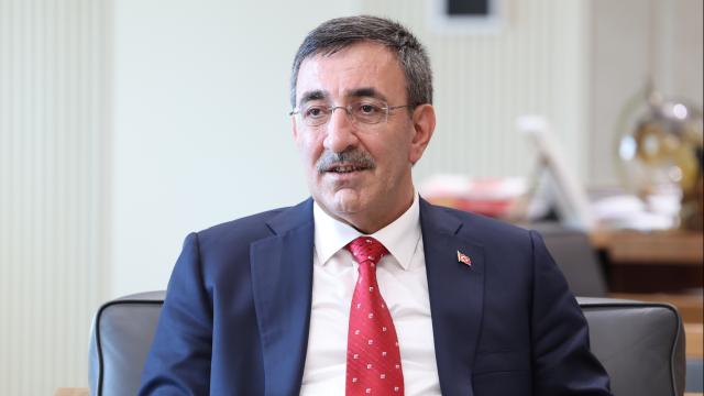 Cevdet Yılmaz: Kalıcı fiyat istikrarı hedefiyle reform adımlarımızı sürdüreceğiz haber görseli