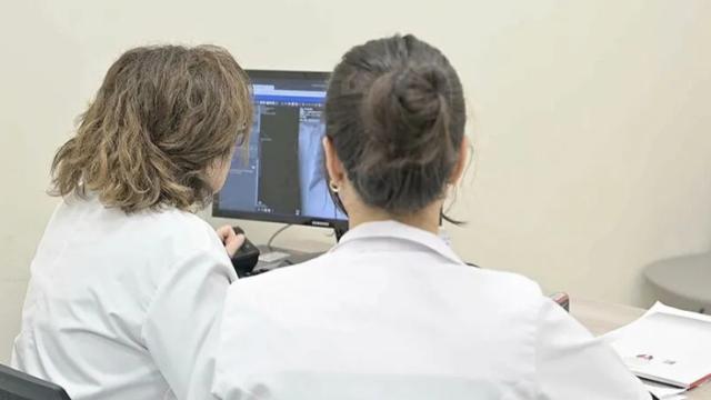 Sağlık Bakanlığından yeni dijital hizmet: Görüntülü danışmanlık dönemi haber görseli