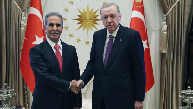 Cumhurbaşkanı Erdoğan, Irak Yüksek Yargı Konseyi Başkanı Zeydan'ı kabul etti haber görseli