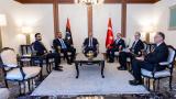 Bakan Fidan, Libyalı yetkililerle bir araya geldi