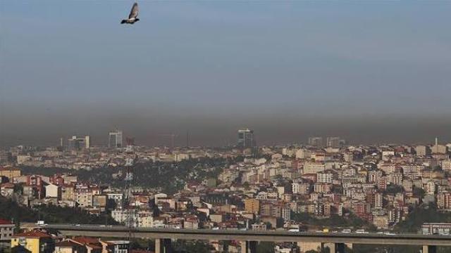 İstanbul'daki hava kirliliği yüzde 6 azaldı haber görseli