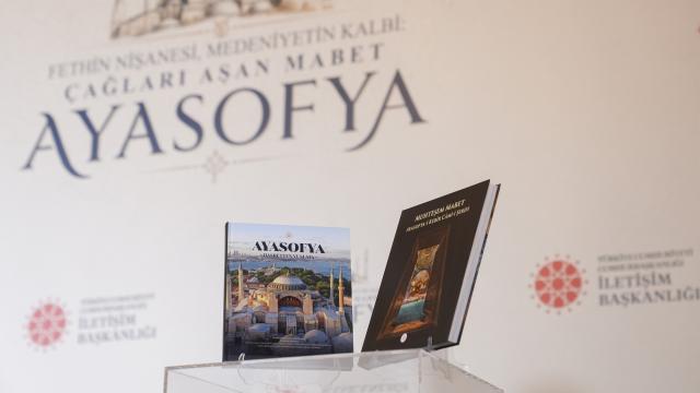 İletişim Başkanlığının Muhteşem Mabet Ayasofyai Kebir Camii Şerifi kitabı yayımlandı haber görseli