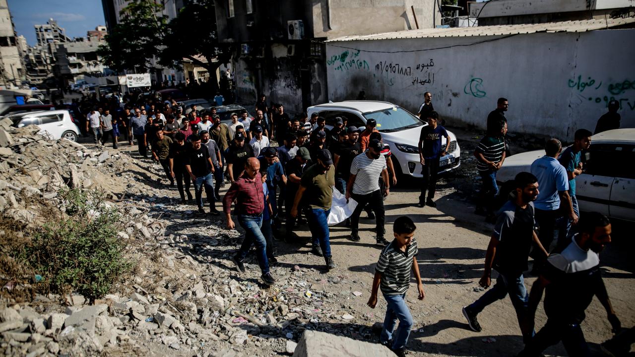 Katil İsrail’in Gazze’ye saldırılarında 14 masum öldürüldü