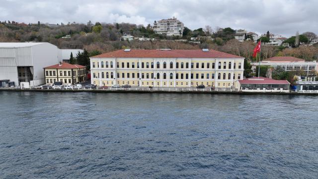 İstanbul'da en yüksek puanla öğrenci alan liseler belli oldu haber görseli