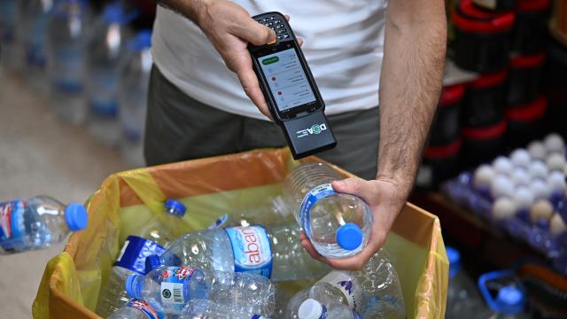 Mahalle esnafı Mobil DOA cihazıyla ambalaj iadesi toplamaya başladı haber görseli