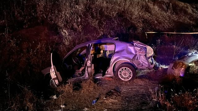 Şanlıurfa'da otomobil şarampole devrildi: 3 ölü, 1 yaralı haber görseli