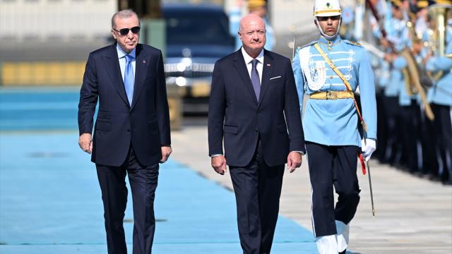 Cumhurbaşkanı Erdoğan, Avusturya Başbakanı Stocker'i resmi törenle karşıladı