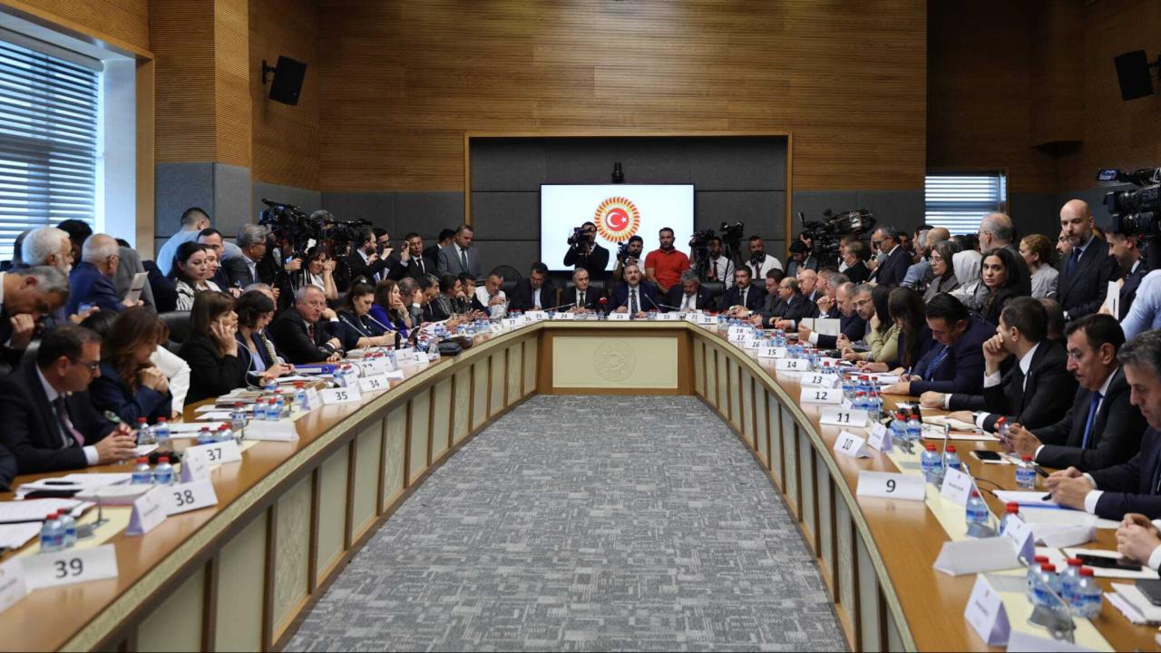 Terörsüz Türkiye yasa teklifi Komisyon'dan geçti