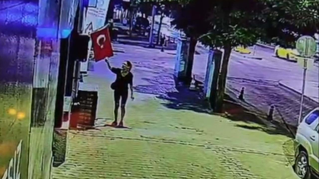 Muğla’da Türk bayrağını yakan şüpheli yakalandı