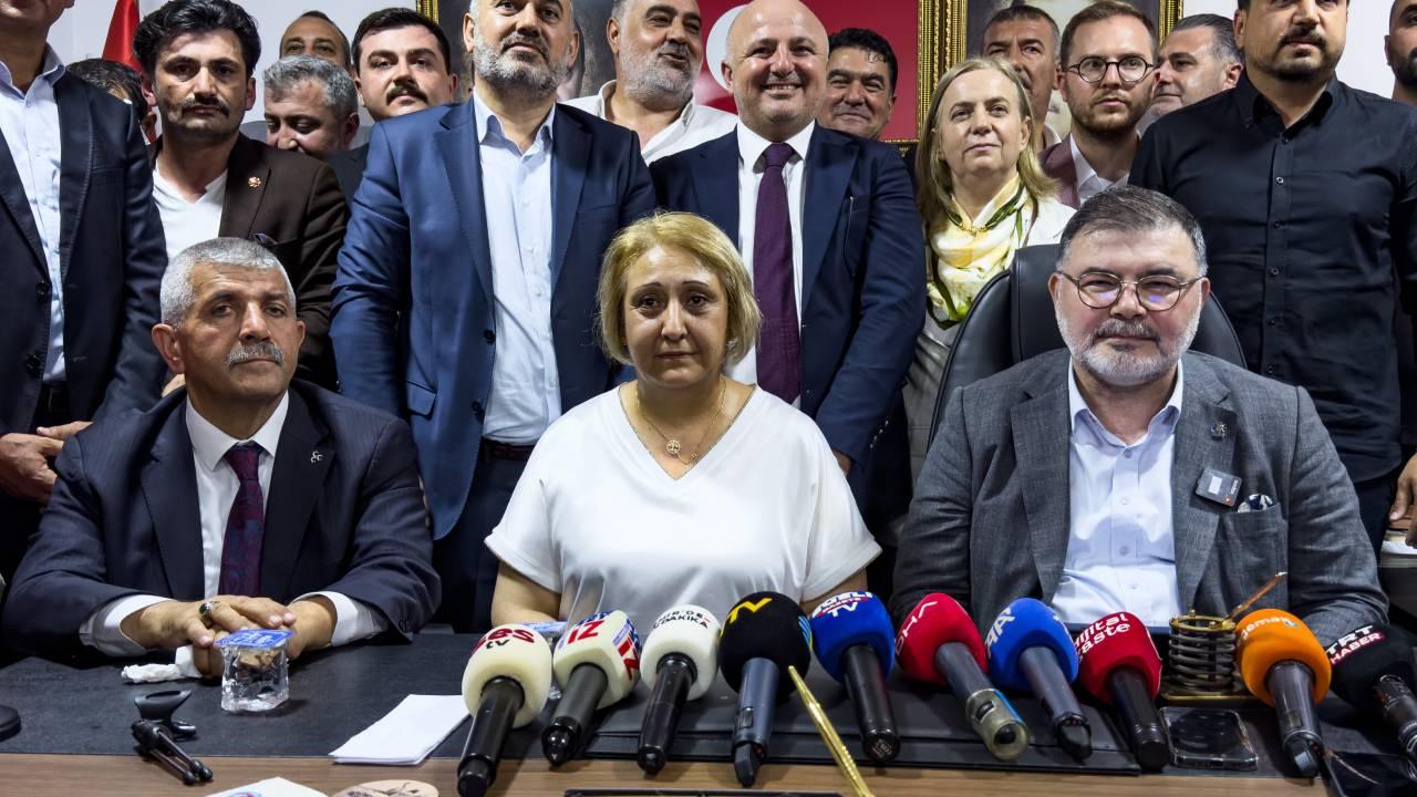 Menderes'te Çalkantılı Bir Seçim: Başkan Vekili Koltuğu Asuman Şen'e