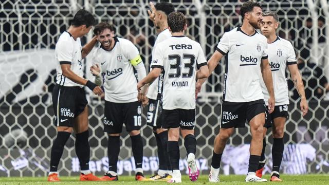 Beşiktaş tur kapısını araladı haber görseli