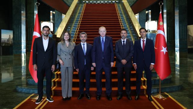 Cumhurbaşkanı Erdoğan Süper Lig'e çıkan takımları kabul etti