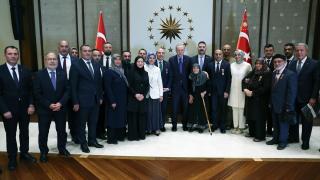 Cumhurbaşkanı Erdoğan şehit ailelerini kabul etti