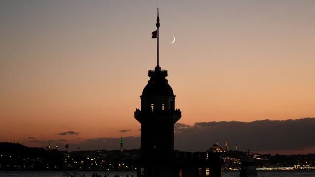 İstanbul'da hilal