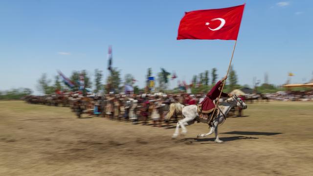 Büyük Hun-Türk Kurultayı binlerce ziyaretçiyi ağırladı
