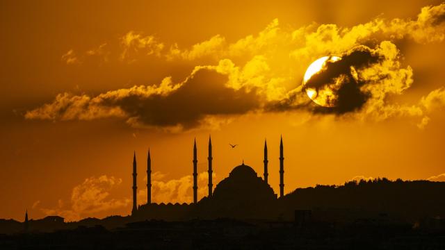 İstanbul'da gün doğumunun eşsiz manzarası