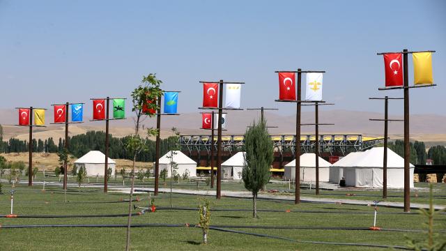 Tarihi zaferin 955. yılında Malazgirt'te büyük buluşma: Gözler 26 Ağustos'ta haber görseli