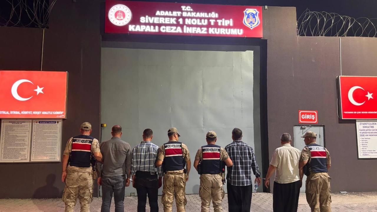 Şanlıurfa’da otomobile ateş edilmesine ilişkin 4 şüpheli tutuklandı