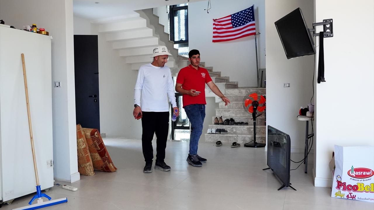 "(Ablukanın ne zaman sona ereceğine dair) Kimse bana bir cevap vermiyor"