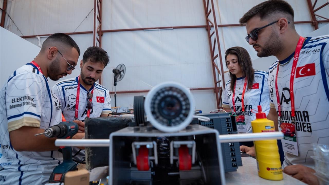 Gençler 5 ilde kurulan final sahalarında yarışıyor