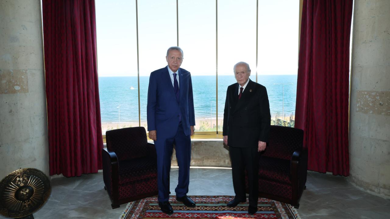 Cumhurbaşkanı Erdoğan, MHP Genel Başkanı Bahçeli ile görüştü