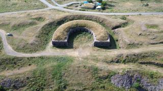 Kars'taki "Gemli Tabya" turizme kazandırılmayı bekliyor