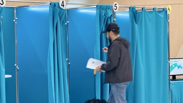 Kazakistan'da tek meclisli Kurultay'ın ilk seçimi yapılıyor haber görseli