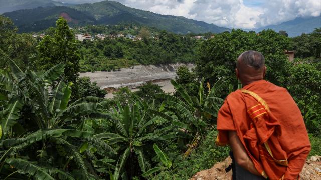 Nepal'deki selde hayatını kaybedenlerin sayısı 469'a çıktı