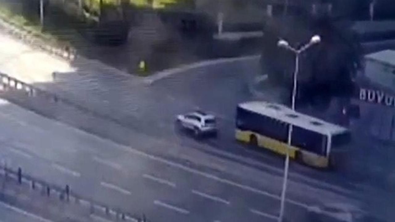 İETT kazasında manevra yapan otomobilin sürücüsü gözaltına alındı