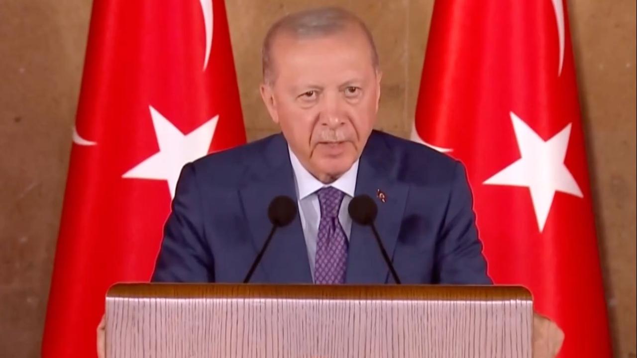 Erdoğan: Milletten başka hiçbir aktör Türkiye'ye rota ve sınır çizemez