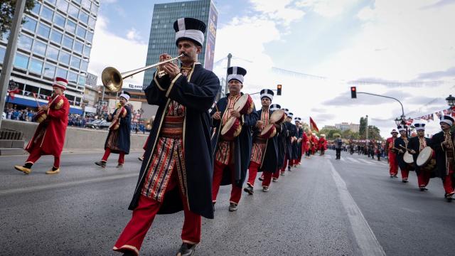 Ankara'da Zafer Bayramı için görkemli resmigeçit