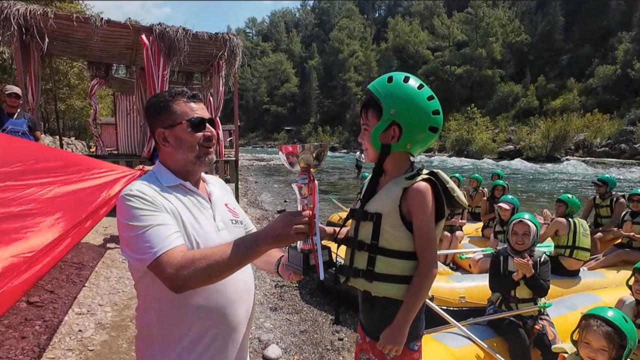 Köprülü Kanyon’da 30 Ağustos Zafer Bayramı coşkusu yaşandı