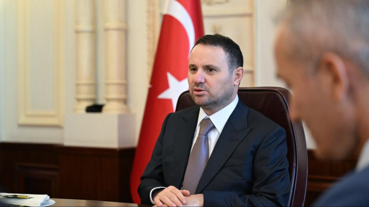 Adalet Bakanı Gürlek, adliye muhabirlerini bakanlıkta ağırladı