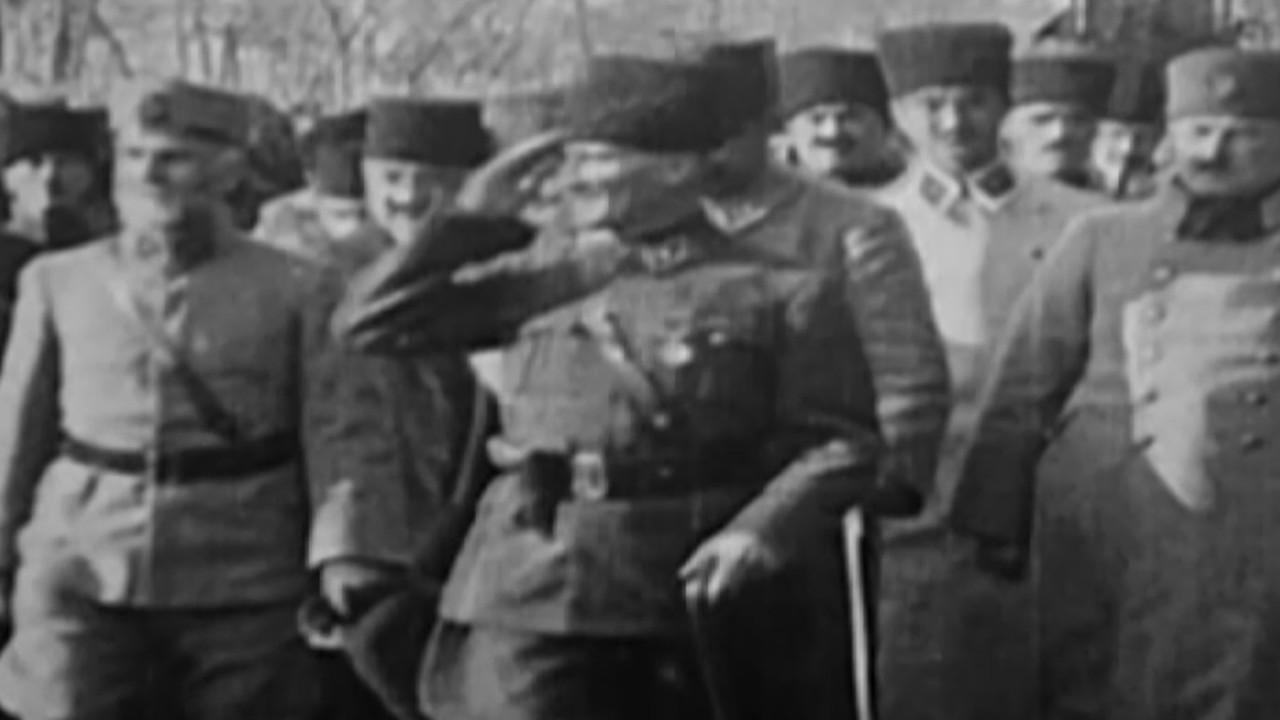 İzmir'in kurtuluşunun 104. yıl dönümü