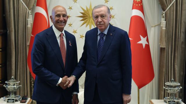 Cumhurbaşkanı Erdoğan, ABD Ankara Büyükelçisi Barrack'ı kabul etti haber görseli