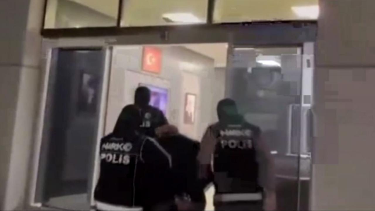 Kırmızı bültenle aranan şüpheli İstanbul’da yakalandı